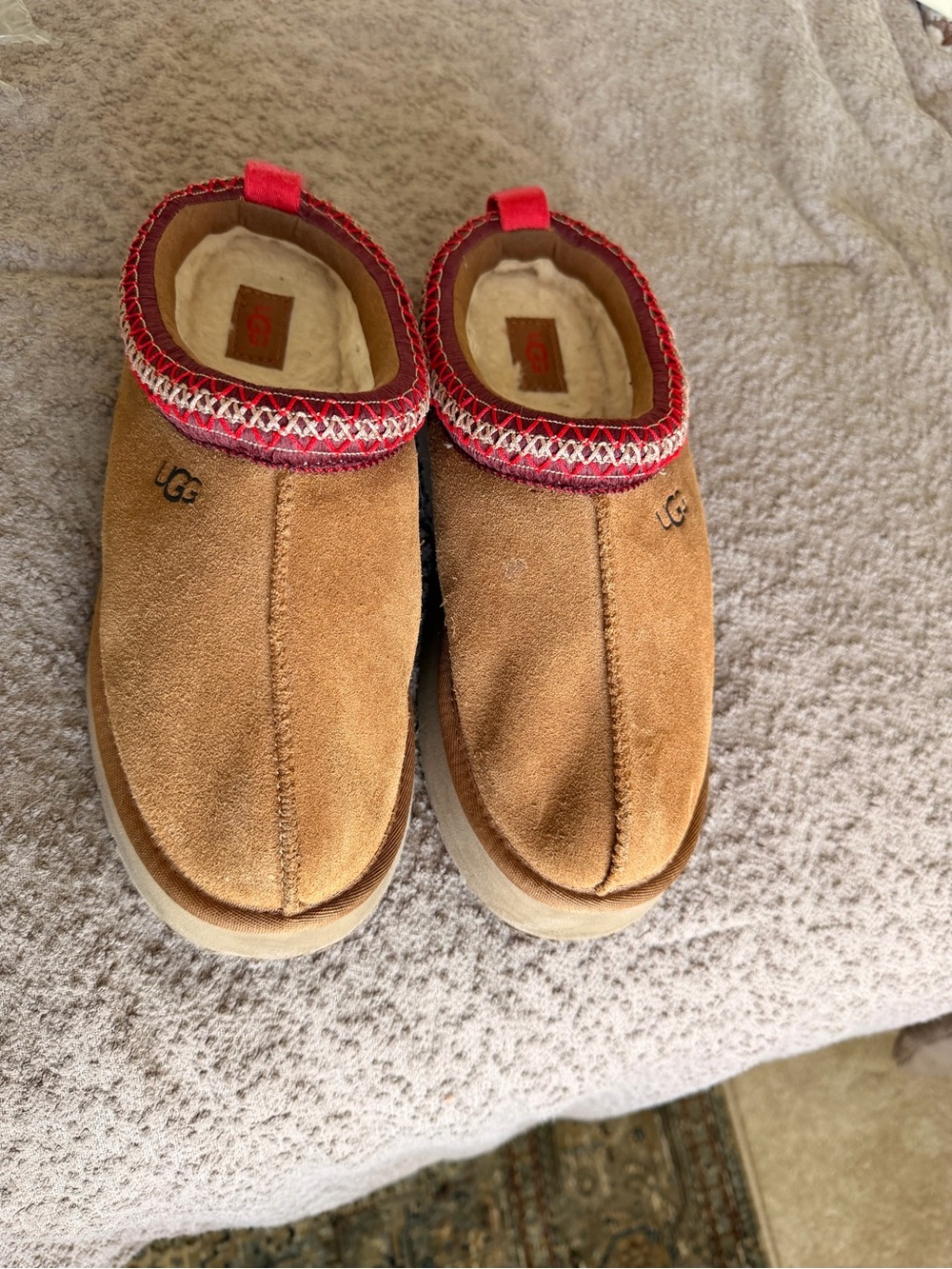 UGG Women's Chestnut Platform Tasmans